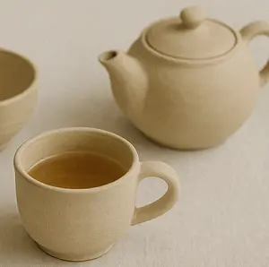Clay teapot and cup set